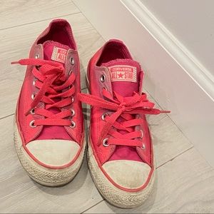 Ombré Pink and purple low top converse